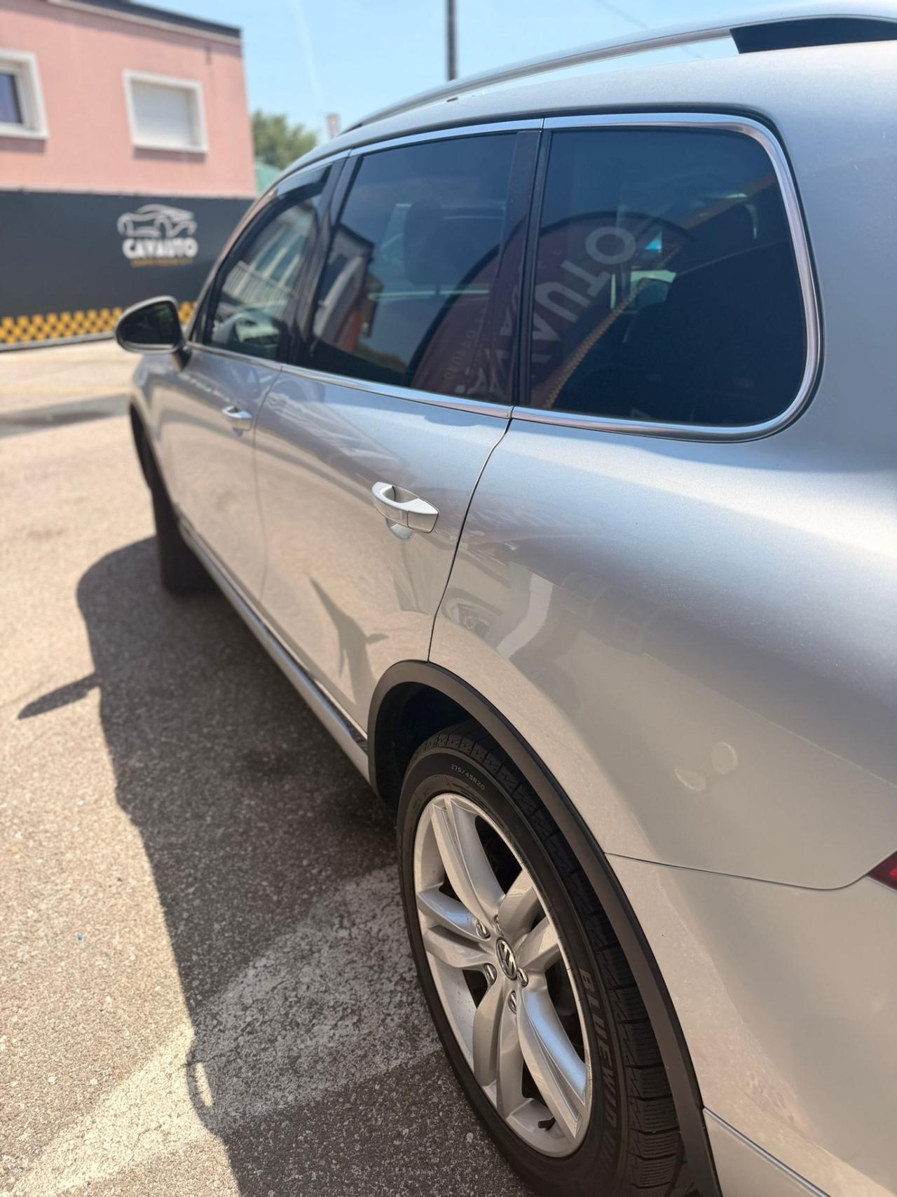 Volkswagen Touareg 3.0 TDI 245 CV tiptronic BlueMotion Techn. Executive