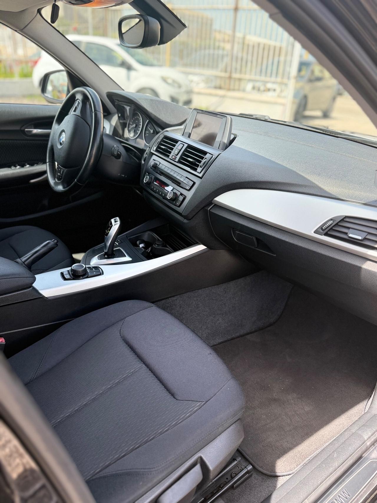 Bmw 116 116d 5p. Efficient Dynamics Urban