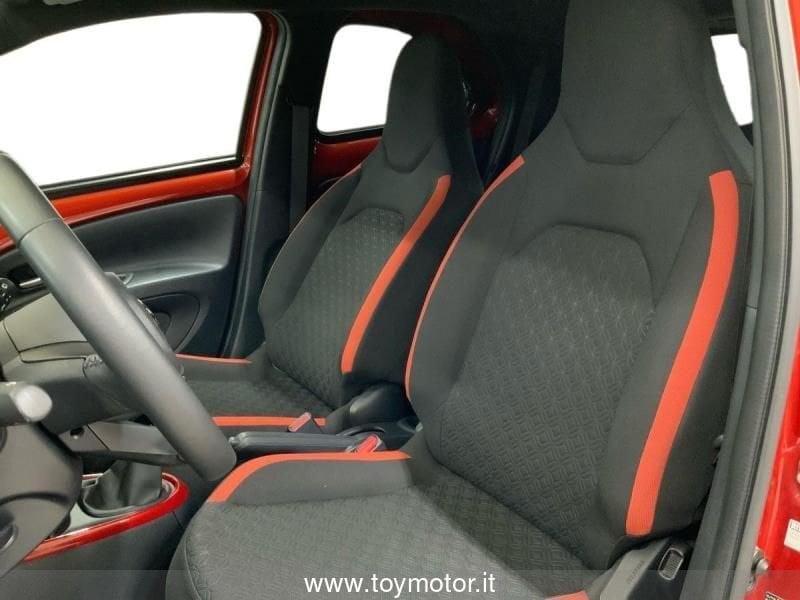 Toyota Aygo X 1.0 VVT-i 72 CV 5 porte Trend