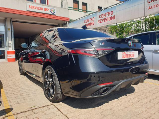 ALFA ROMEO Giulia 2.0 Turbo 280 CV AT8 AWD Q4 Veloce in arrivo
