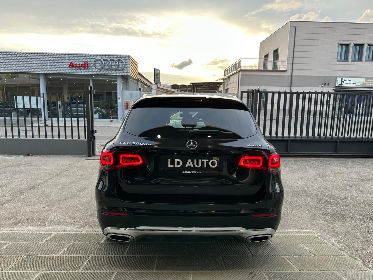 Mercedes-benz GLC 300 GLC 300 de 4Matic Plug-in hybrid Premium