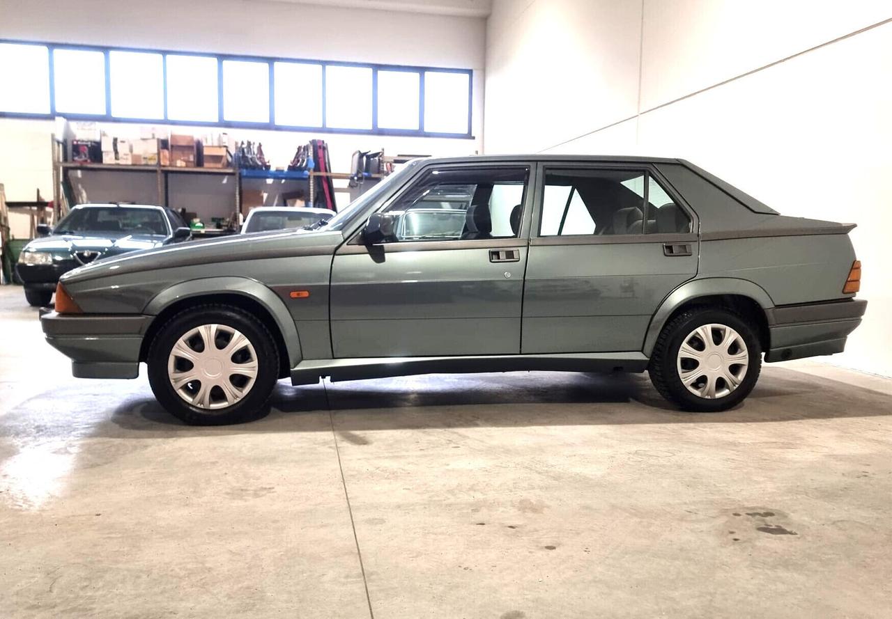 Alfa Romeo 75 2.0i TS 1a serie ASI quadro arancio