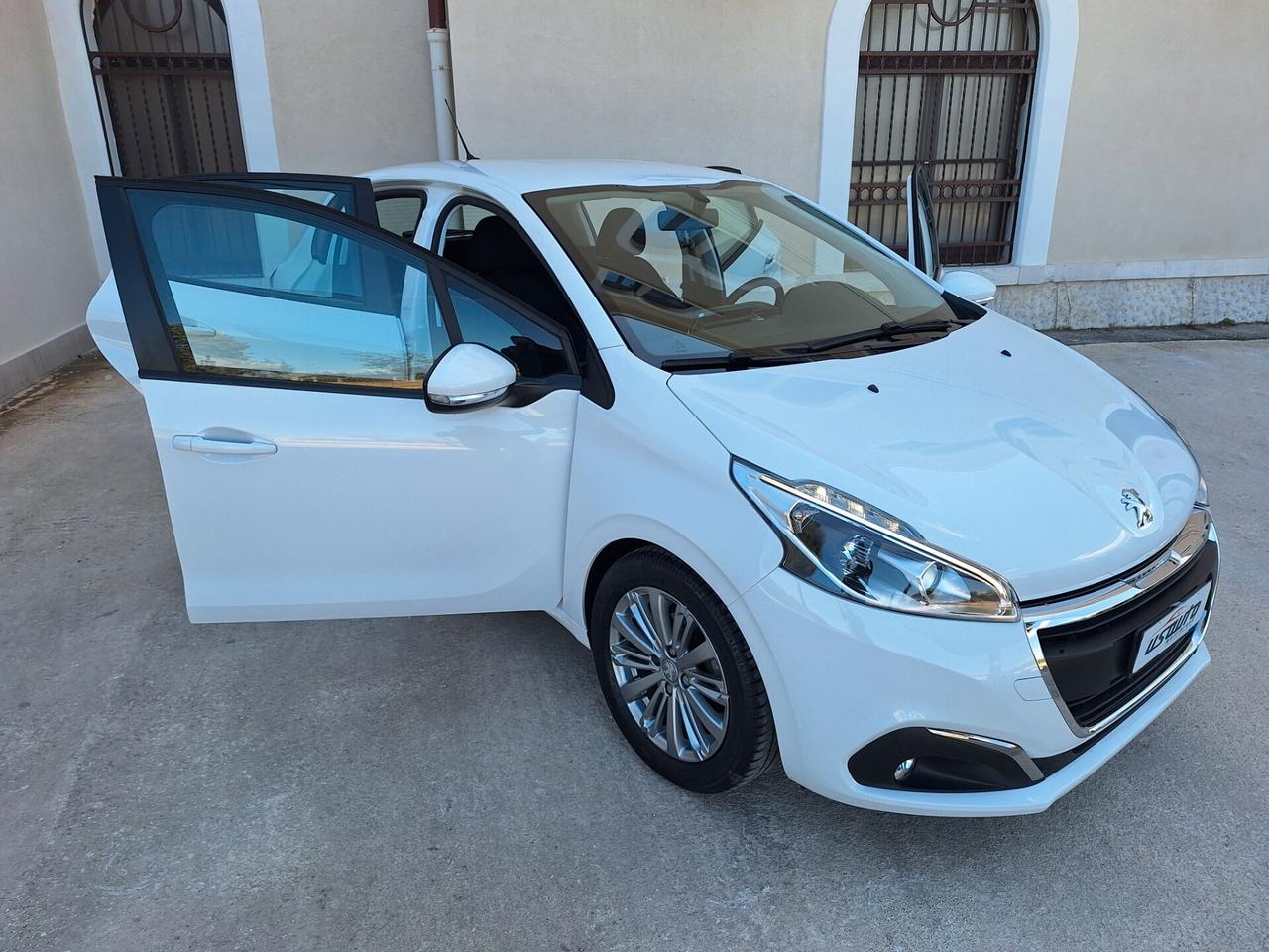 Peugeot 208 1.5 hdi 100 cv NAVI/CARPLAY 2019