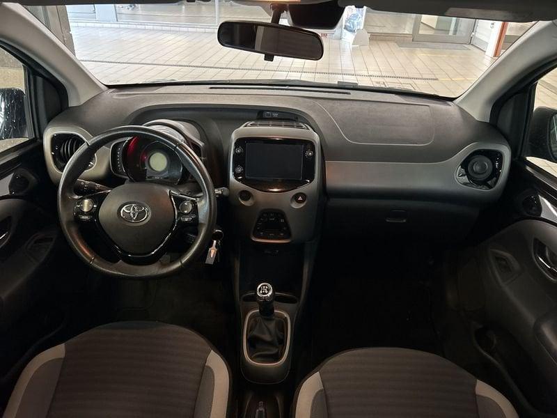 Toyota Aygo Connect 1.0 VVT-i 72 CV 5 porte x-play