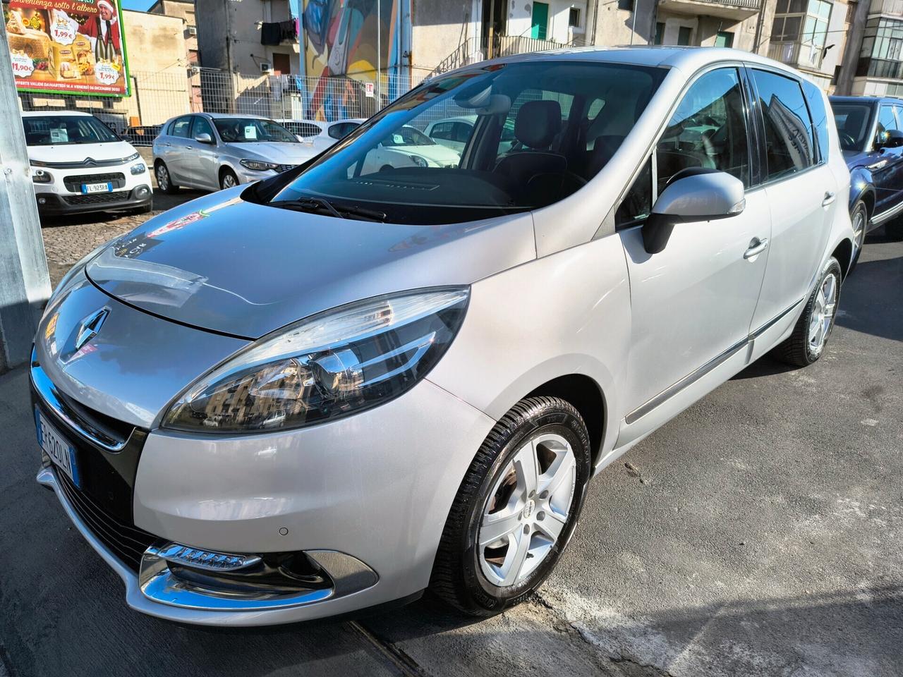 RENAULT SCENIC XMOD SOLO 130.000 1.5 DIESEL KM 2013