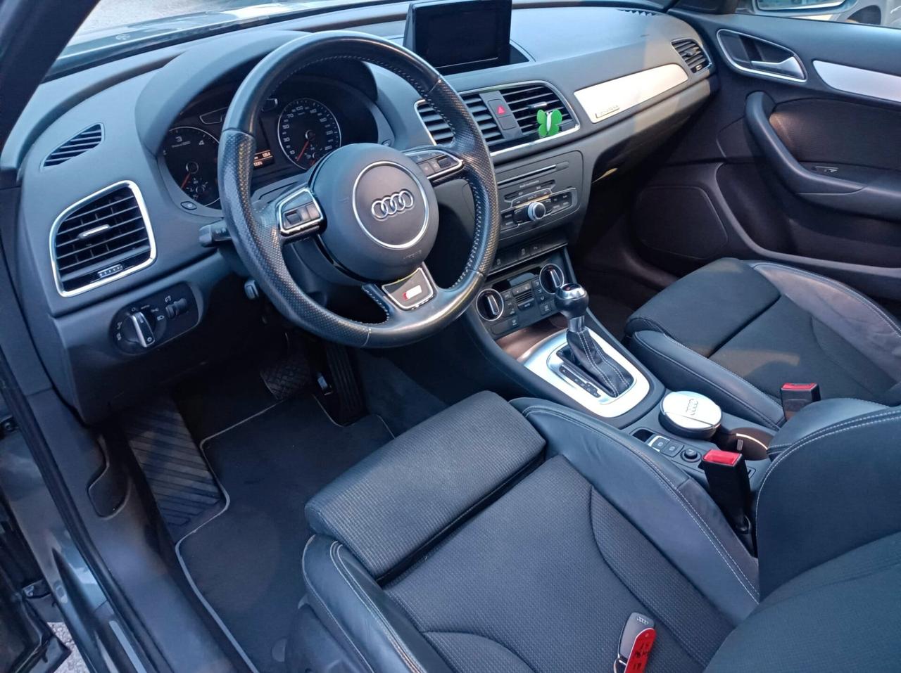 Audi Q3 2.0 TDI 150 CV quattro S tronic edition Sport