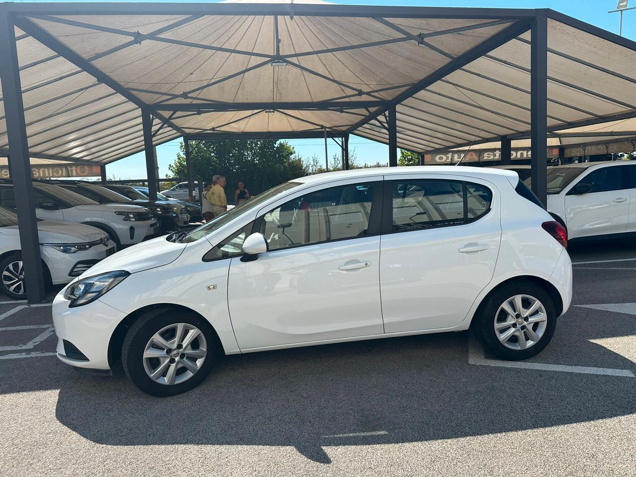 Opel Corsa 1.4 90CV GPL Tech 5 porte n-Joy