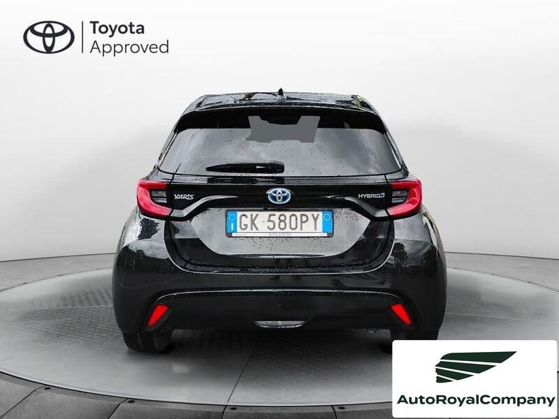 Toyota Yaris Hybrid Lounge MY22