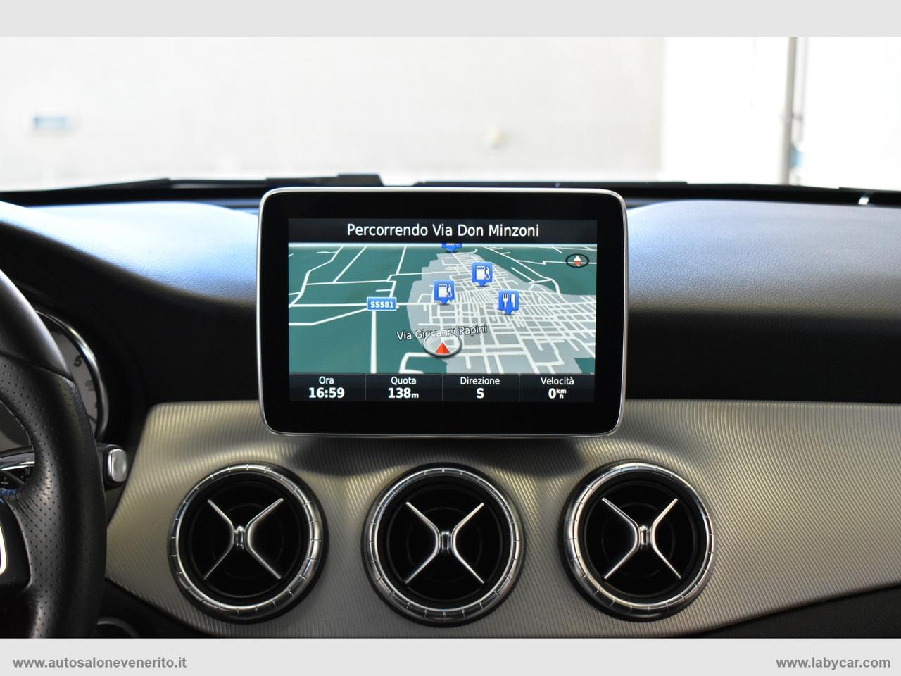 MERCEDES-BENZ CLA 200 d Automatic Premium Dark Night