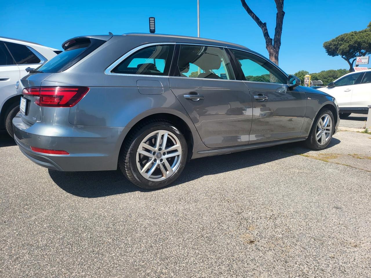 Audi A4 2.0 TDI 150 CV ultra Sport