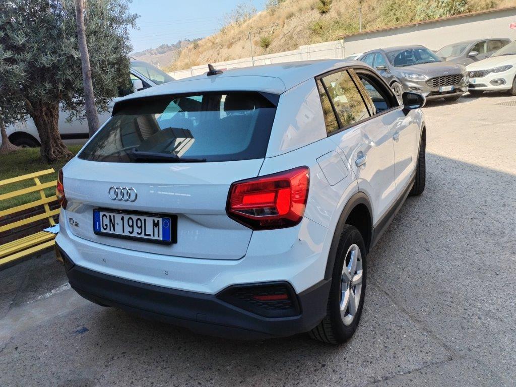 Audi Q2 30 2.0 tdi Business s-tronic