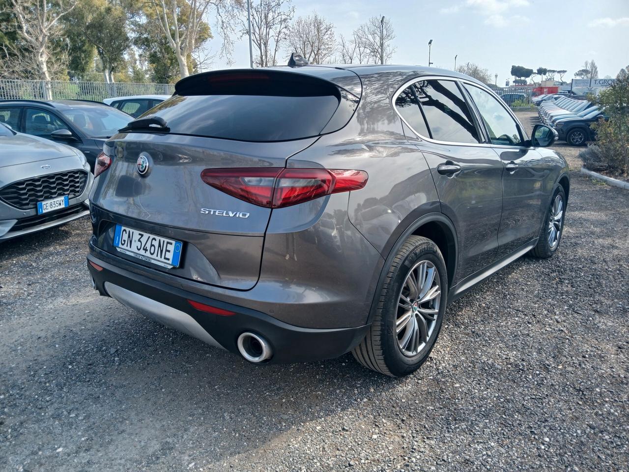 Alfa Romeo Stelvio 2.2 Turbodiesel 180 CV AT8 RWD Executive