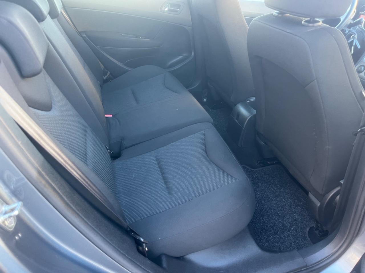 Peugeot 308 1.6hdi 2012 152.000km perfetta per neopatentati