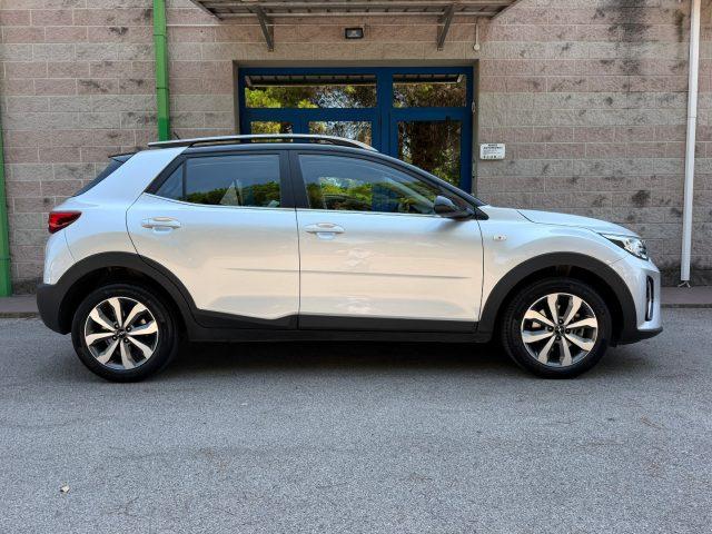 KIA Stonic 1.2 DPI 84CV UNIPROPRIETARIO RETROCAMERA