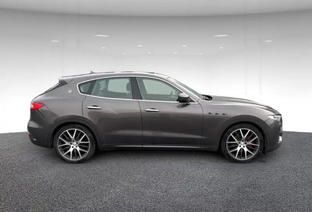 Maserati Levante V6 Diesel EURO 6 pari al Nuovo
