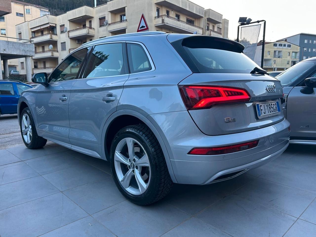 Audi Q5 2.0 TDI 190 CV quattro S tronic Sport