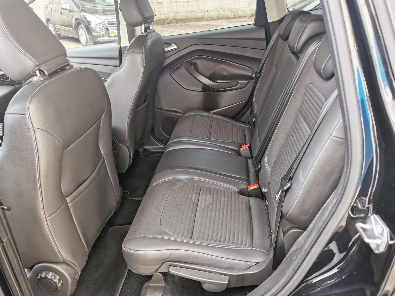 Ford Kuga 1.5 TDCI 120cv S&S 2WD Titanium