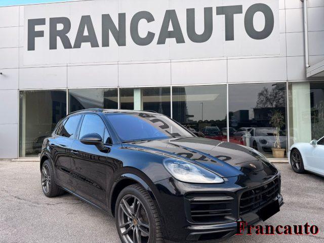PORSCHE Cayenne 3.0 V6