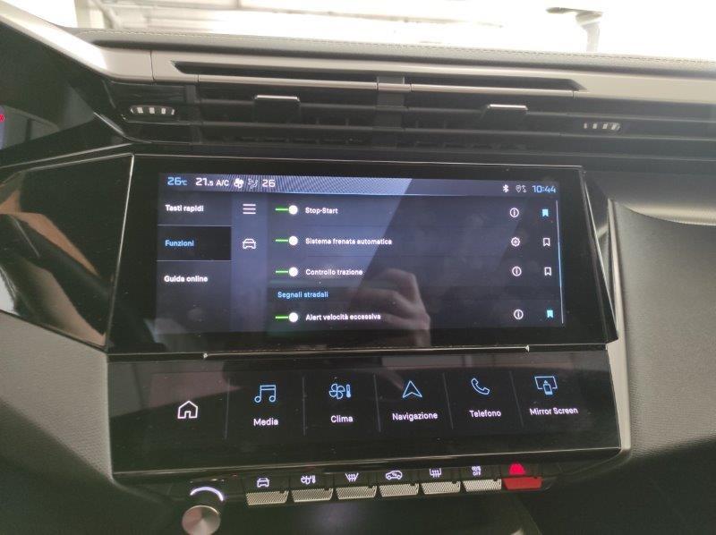 PEUGEOT 408 - 408 Hybrid 136 e-DCS6 GT