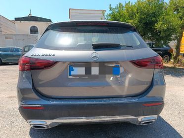 Mercedes GLA 200 d 150cv Executive -2025