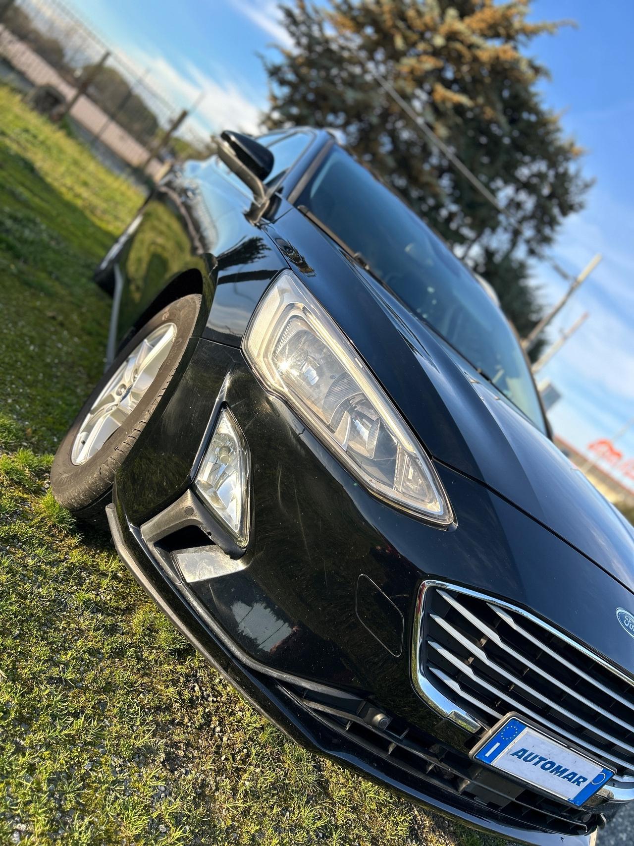 Ford Focus 1.5 TDCi 120 CV*NAVI*UNIPRO*