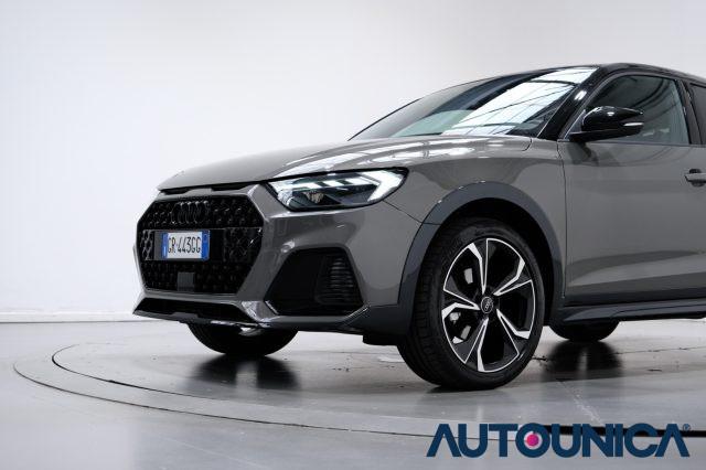 AUDI A1 ALLSTREET 30 TFSI S TRONIC IDENTITY CONTRAST