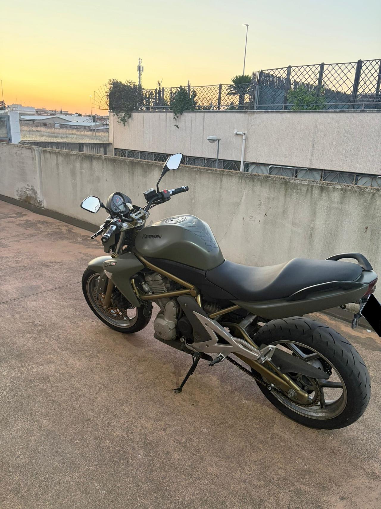 Kawasaki ER 6N