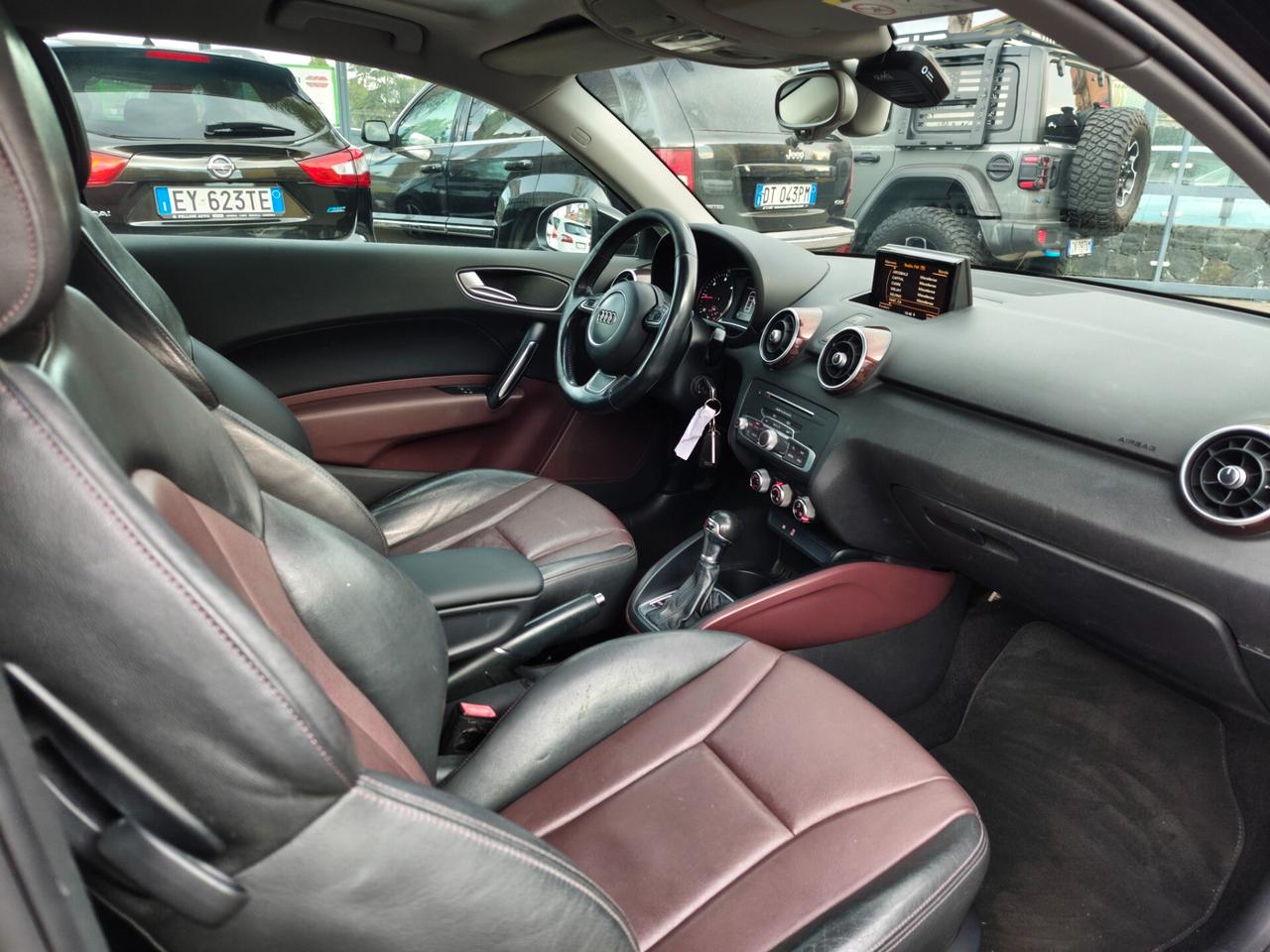 Audi A1 1.6 TDI 116 CV Design full optional