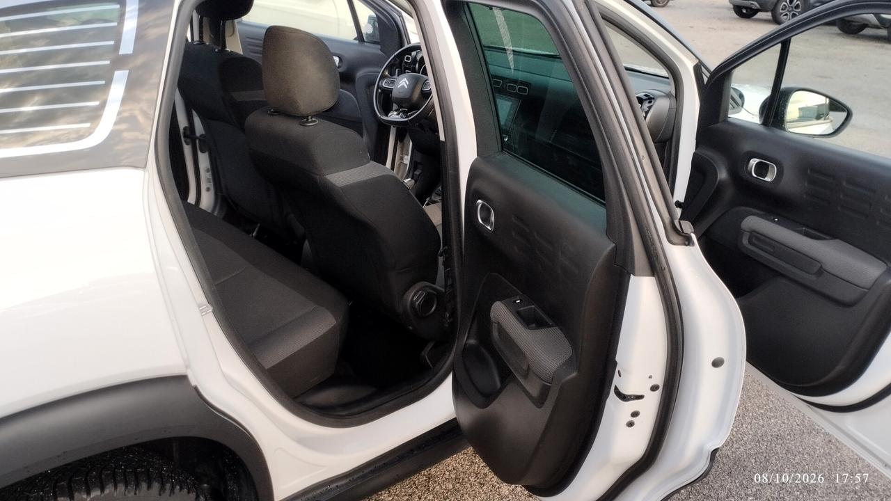 Citroen C3 Aircross BlueHDi 110 S&S Shine Pack-LEGGI-
