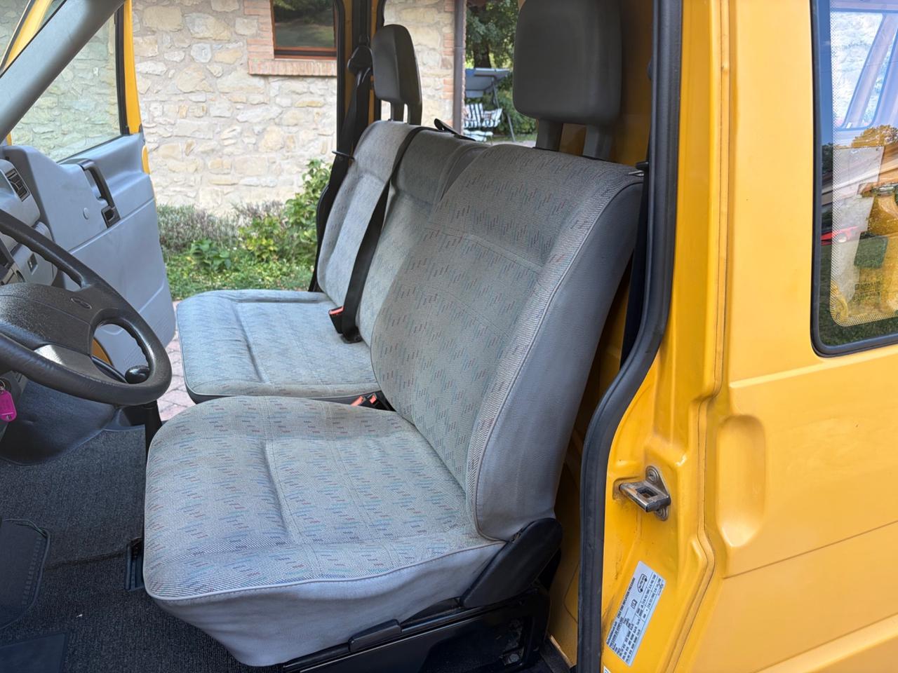 Volkswagen Transporter 2.4 D PC Furgone Vetrinato