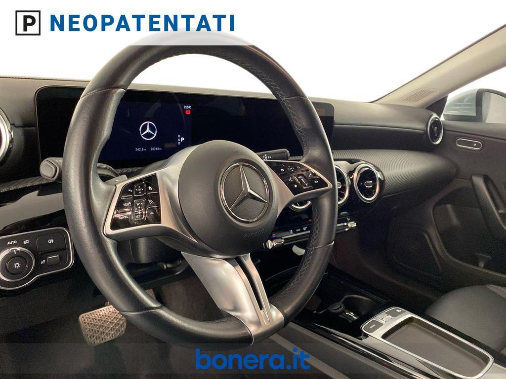 Mercedes CLA Shooting Brake 180 D Advanced 8G-DCT