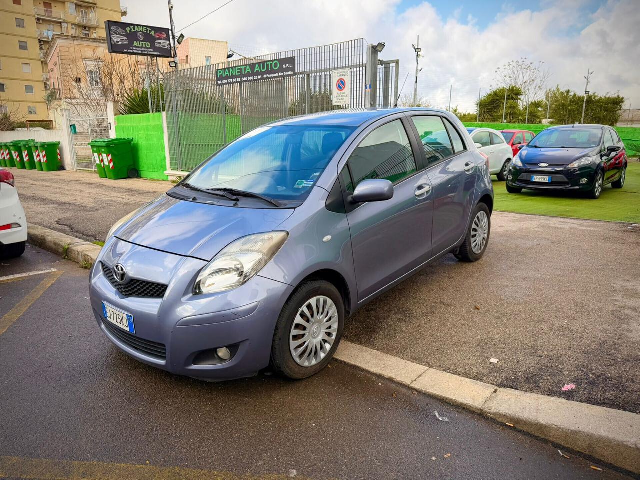 Toyota Yaris 1.0 5 porte