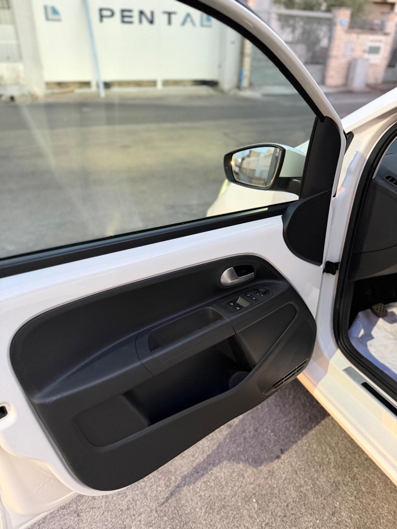 Volkswagen up! 1.0 75 cv 5p.-2018/LED/PANO/LEGA