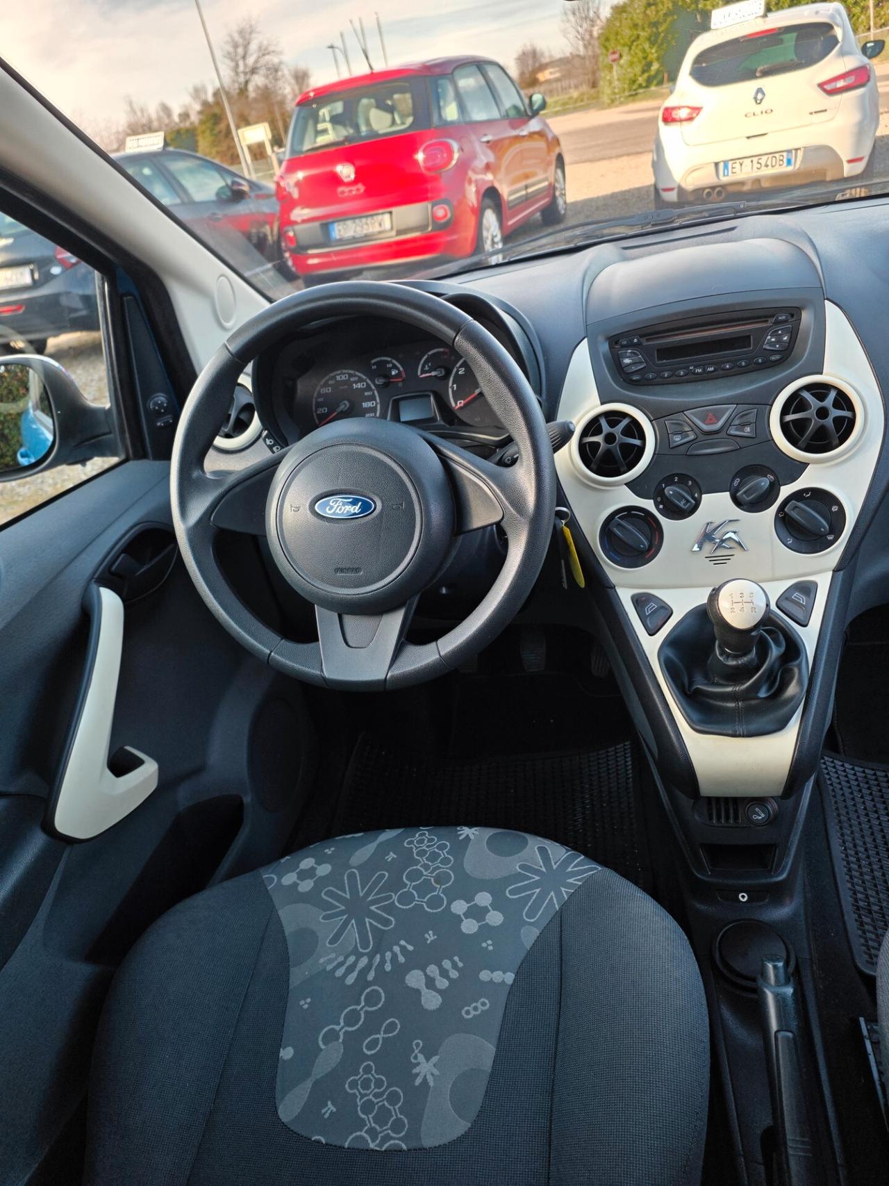 Ford Ka 1.2 8V 69CV Titanium