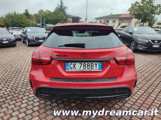 MERCEDES-BENZ GLA 200 Automatic Premium 156cv