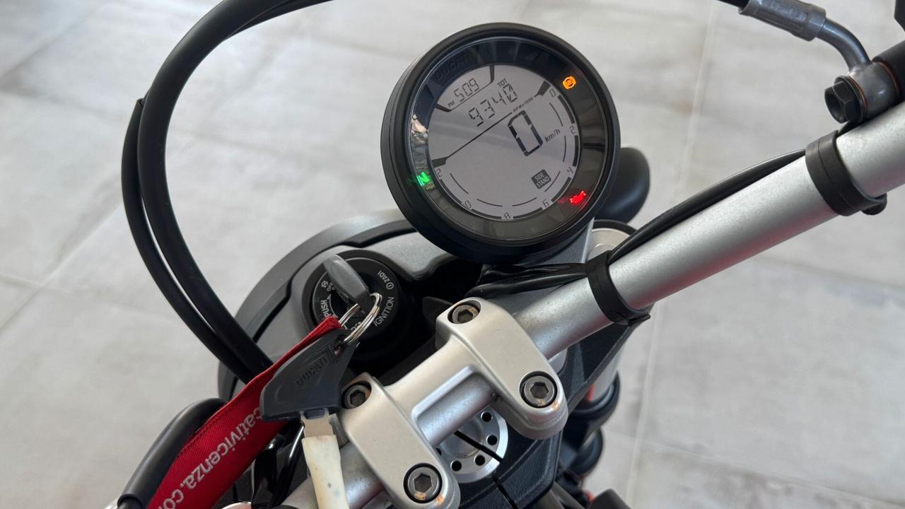 Ducati Scrambler SIXTY2 400