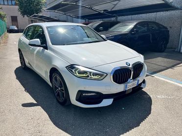 BMW 118 i 5p. Luxury Aut