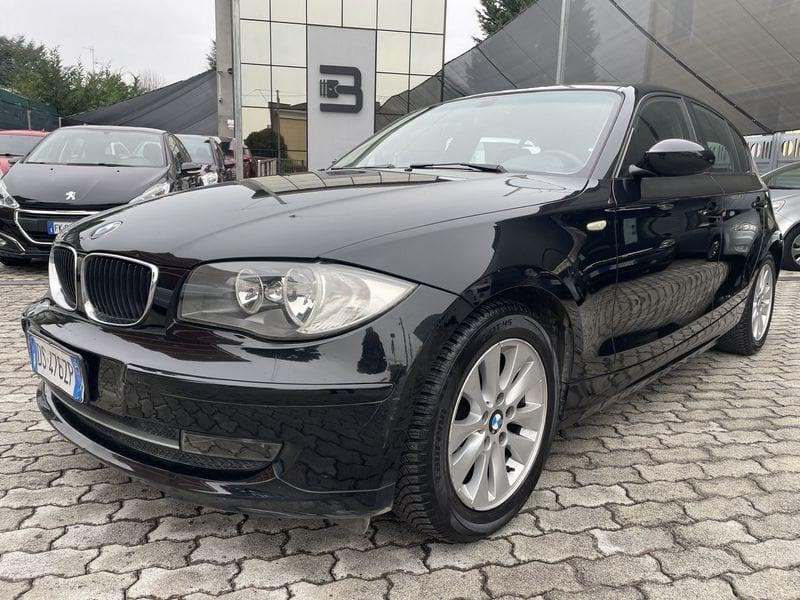 BMW Serie 1 116 eletta 5 porte IDONEA NEOPATENTATI