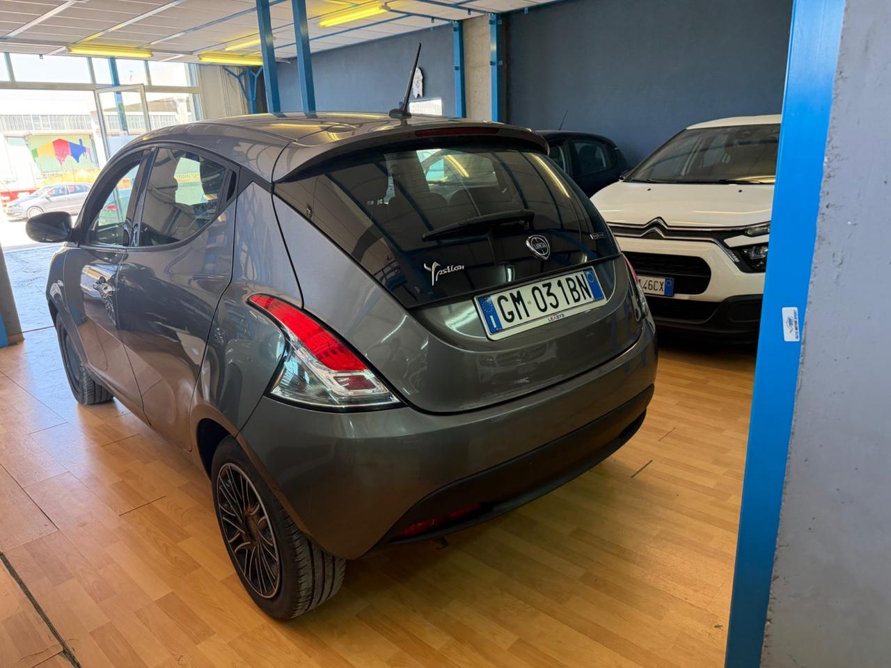 Lancia Ypsilon 1.0 benz/Hybrid 2022 70.000km