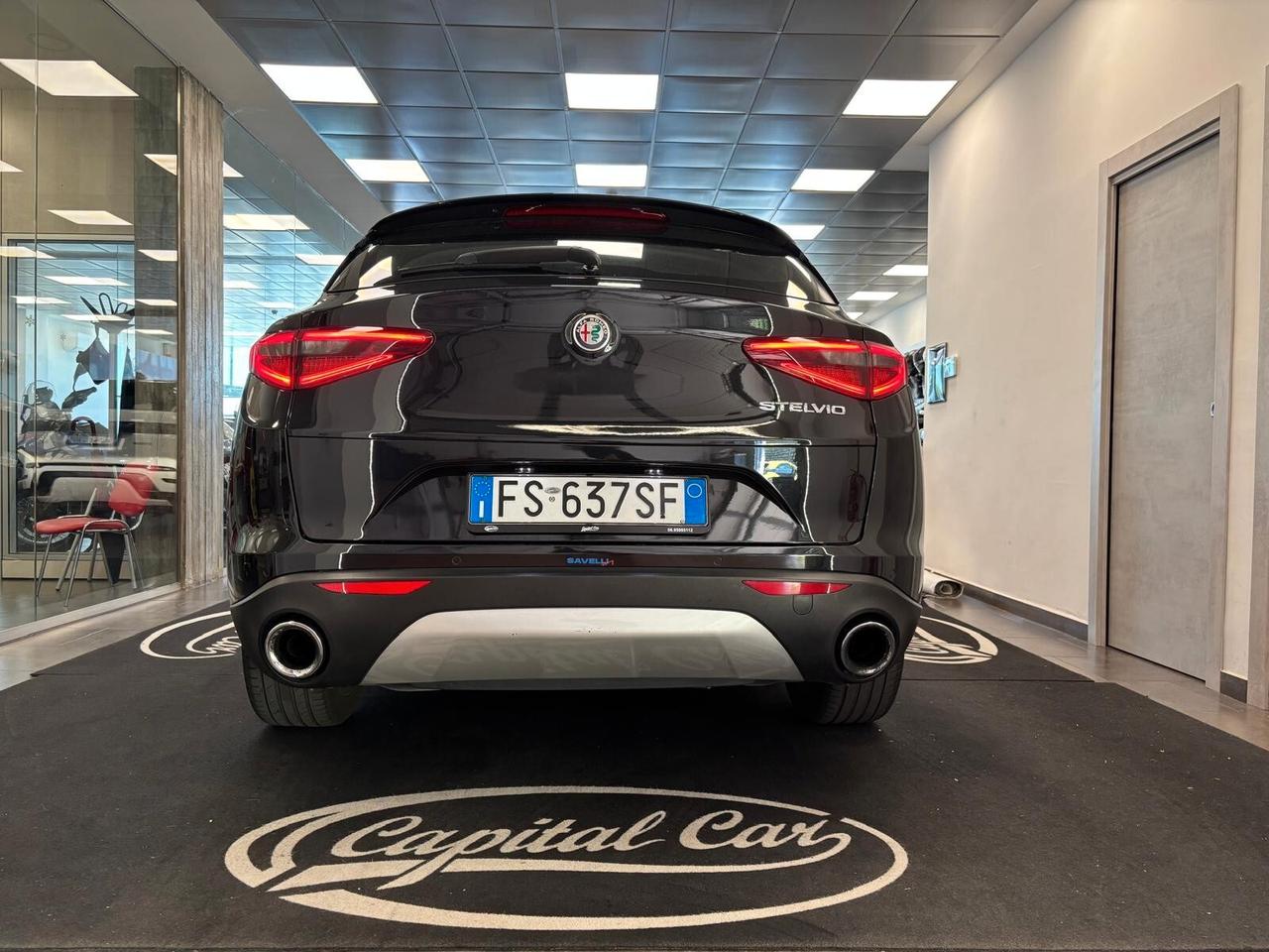 Alfa Romeo Stelvio 2.2 Turbodiesel 180 CV AT8 RWD Business