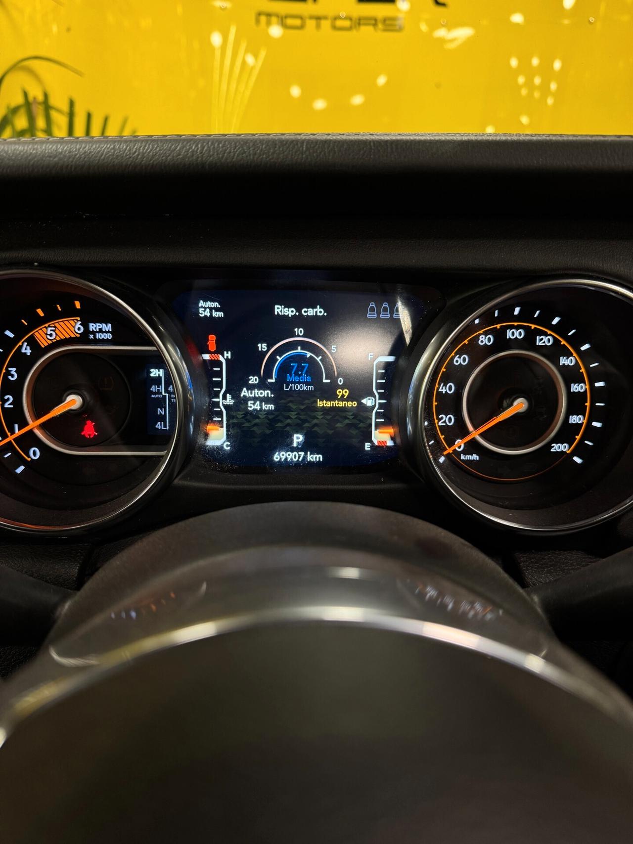 Jeep Wrangler 2.2 Mjt II Sahara