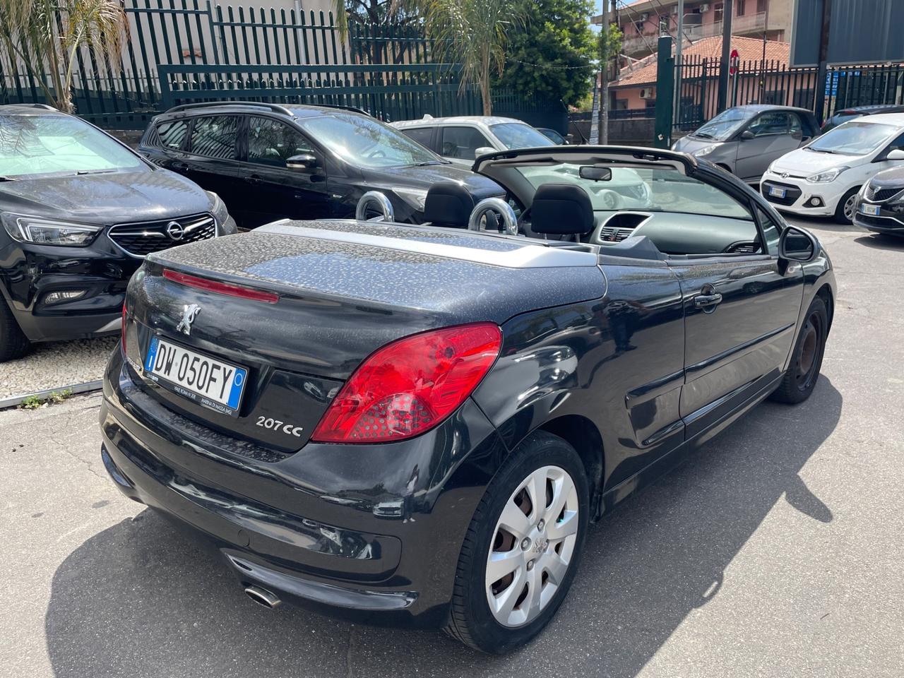 Peugeot 207 1.6 VTi 120CV CC Féline