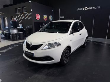Lancia Ypsilon 1.0 FireFly 5 porte S&S Hybrid Ecochic Gold