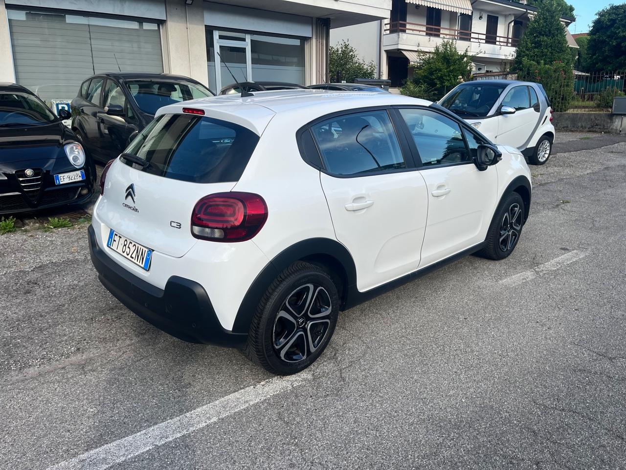 Citroen C3 1.2benzina/83CV/neopatentato/Euro6/unico proprietario/