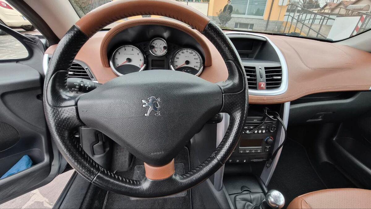 Peugeot 207 CC 207 CC 1.6 16v Roland Garros