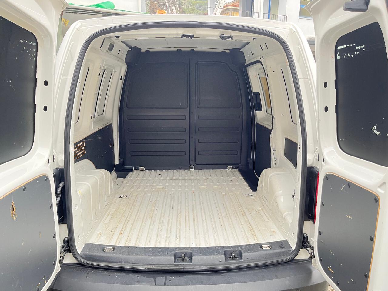 VOLKSWAGEN CADDY 2.0 TDI - KM 27.187 - PORTATA 659 KG. - ANCHE PER NEOPATENTATI - AUTOCARRO 2 POSTI