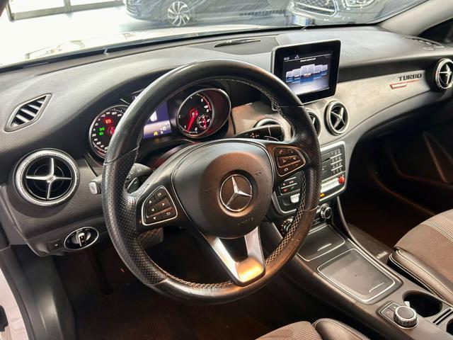 MERCEDES-BENZ CLA 200 d S.W. 4Matic Automatic Premium