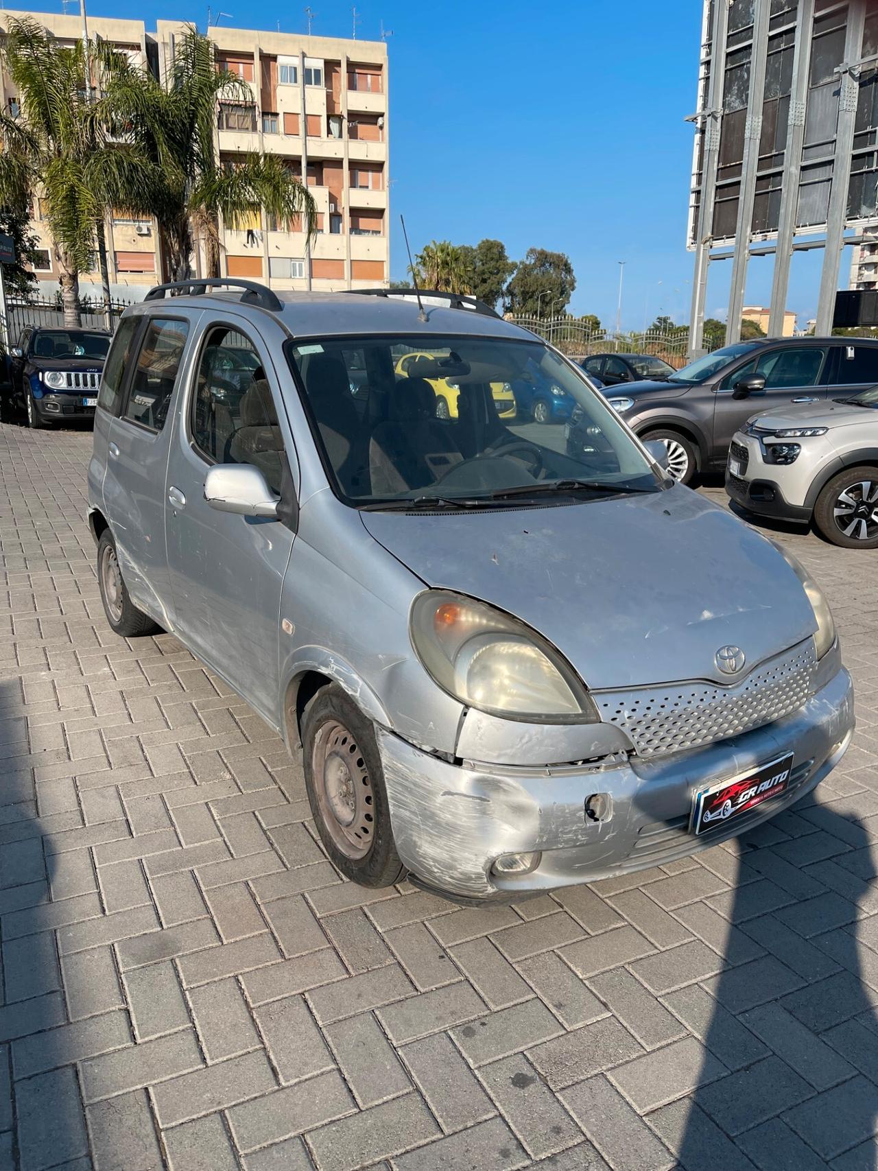 Toyota Yaris Verso 1.3i