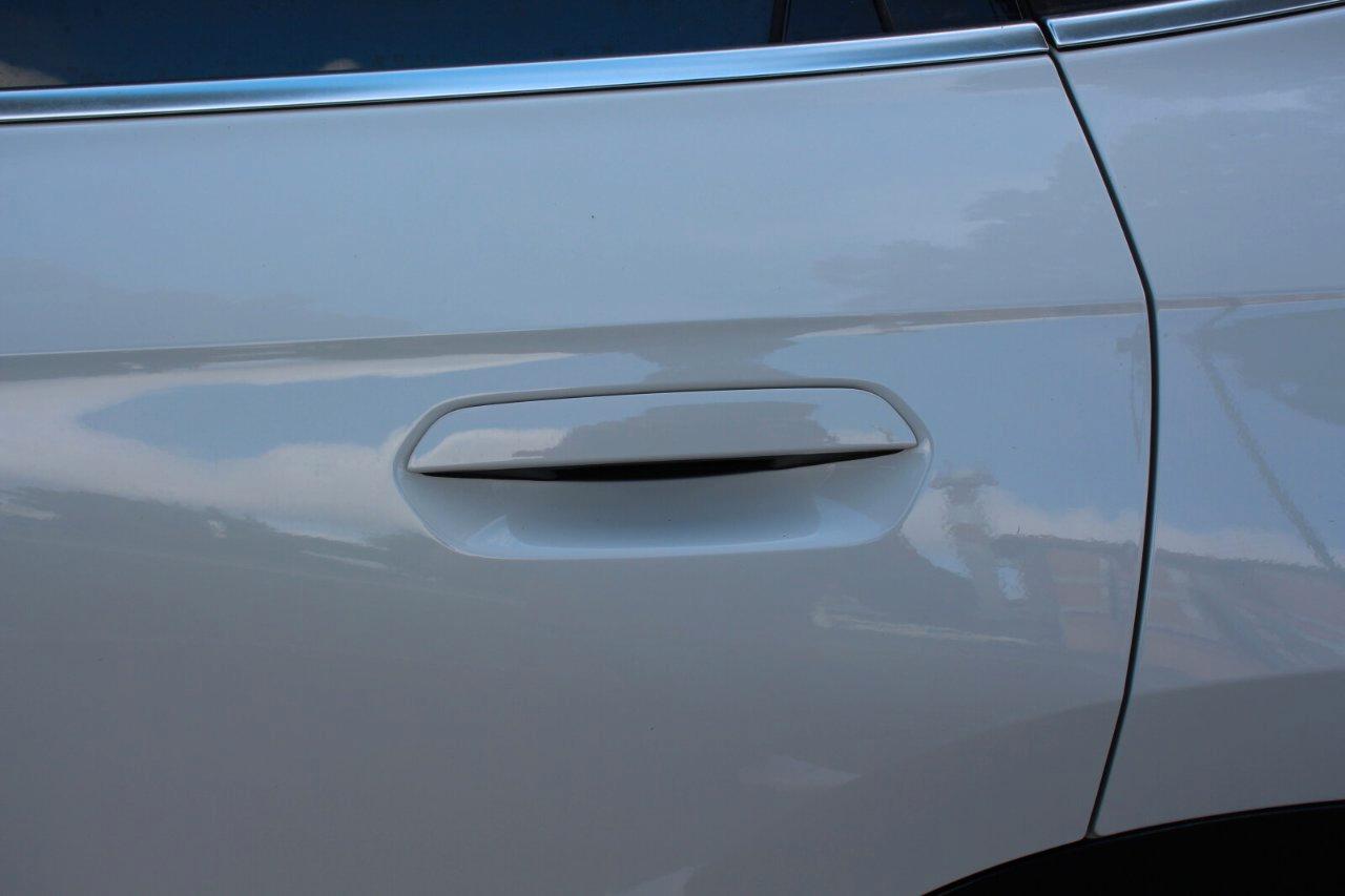 BMW iX1 edrive 20 X-Line