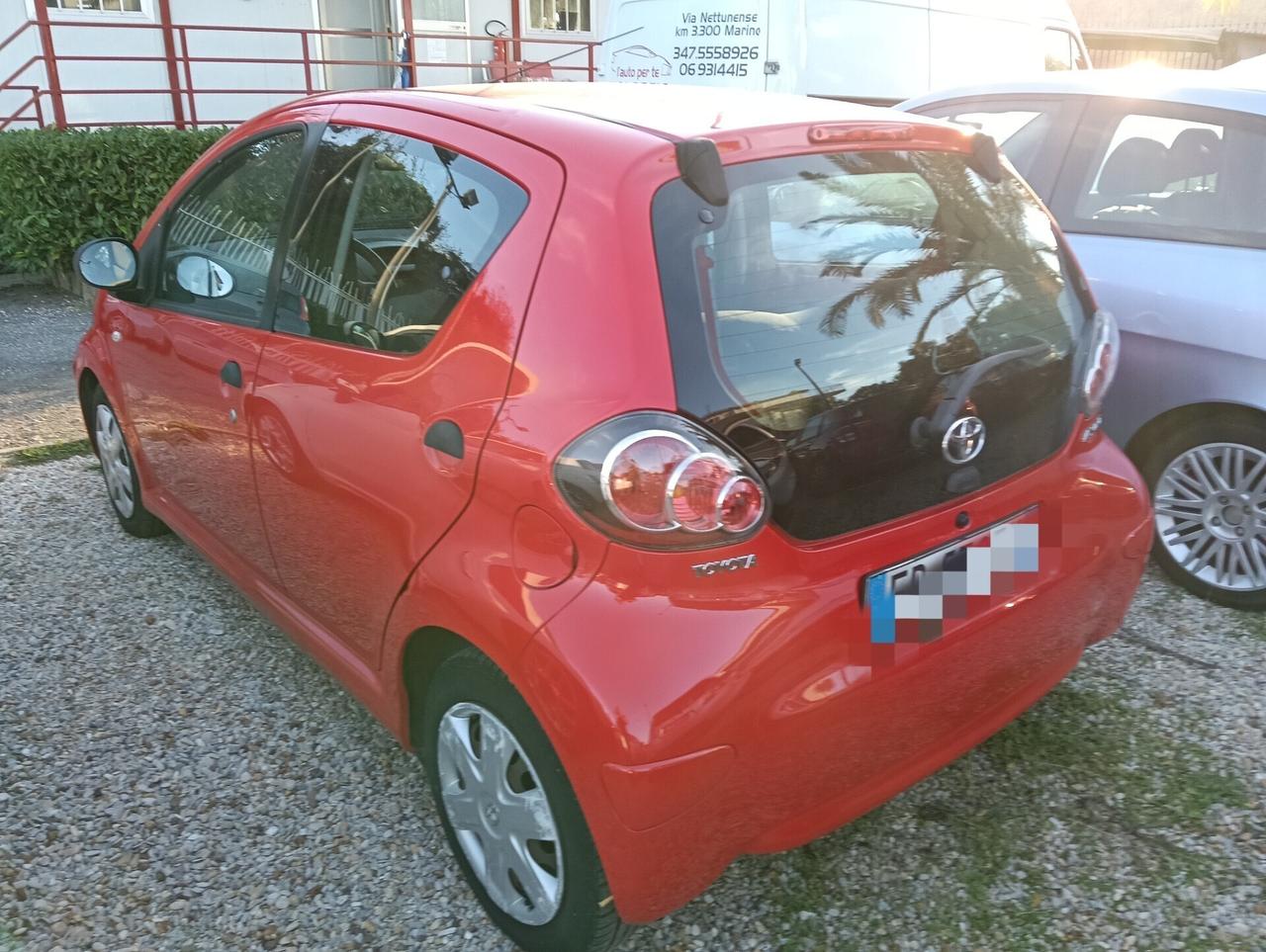 Toyota Aygo 1.0 12V VVT-i 5 porte Now